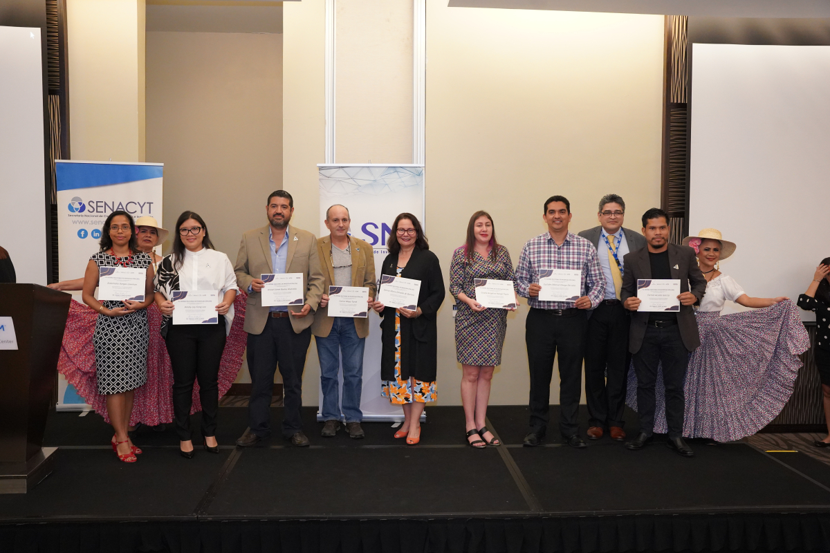 Fotos Encuentro de Intercambio Científico y Reconocimiento a los